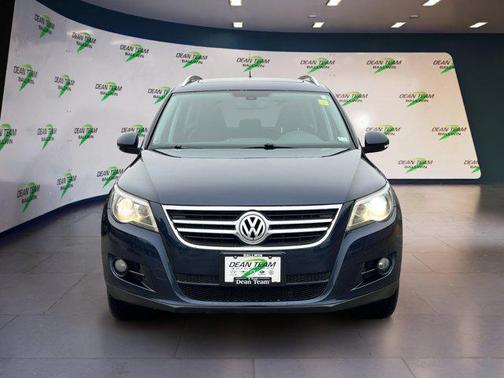 2011 Volkswagen Tiguan SEL