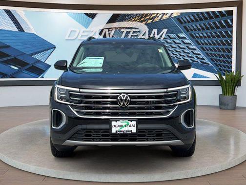 deep black pearl 2026 Volkswagen Atlas 2.0T SE w/Technology