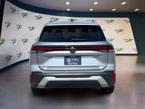 2025 Volkswagen Tiguan 2.0T SE