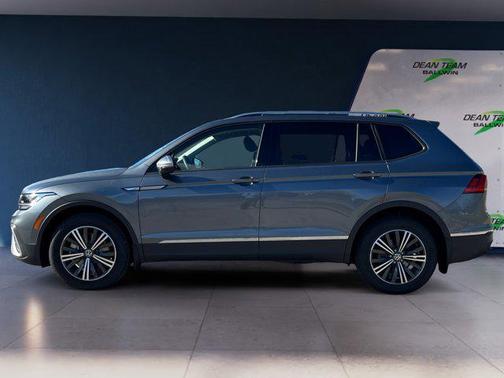2024 Volkswagen Tiguan 2.0T Wolfsburg Edition
