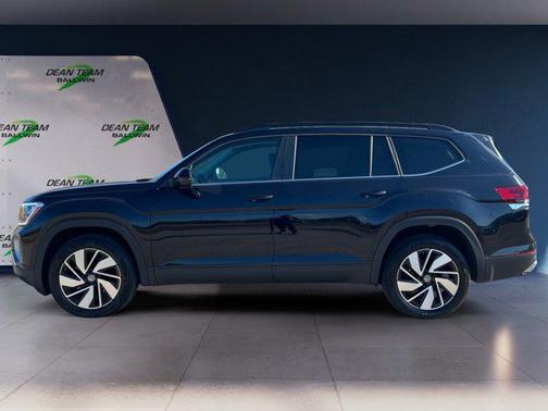 2025 Volkswagen Atlas 2.0T SE w/Technology 4MOTION