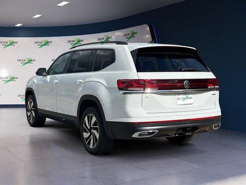 2025 Volkswagen Atlas 2.0T SE w/Technology 4MOTION