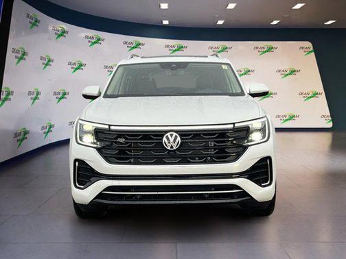 2026 Volkswagen Atlas 2.0T SEL Premium R-Line 4MOTION