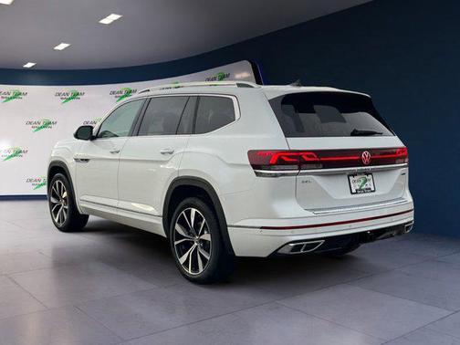 2026 Volkswagen Atlas 2.0T SEL Premium R-Line 4MOTION