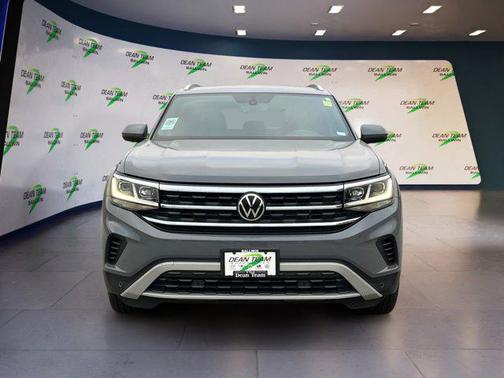 2022 Volkswagen Atlas Cross Sport 3.6L V6 SE w/Technology