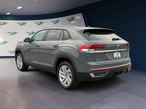 2022 Volkswagen Atlas Cross Sport 3.6L V6 SE w/Technology