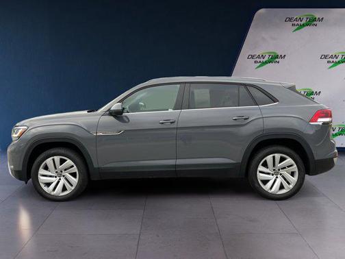 2022 Volkswagen Atlas Cross Sport 3.6L V6 SE w/Technology