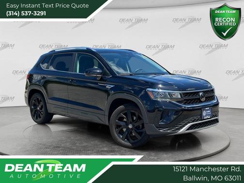 Deep Black Pearl 2023 Volkswagen Taos 1.5T SE