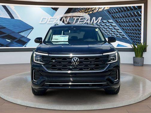 Deep Black Pearl 2026 Volkswagen Atlas 2.0T SEL Premium R-Line 4MOTION