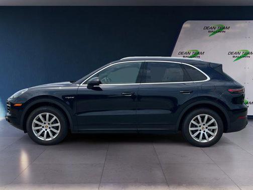 2020 Porsche Cayenne E-Hybrid S