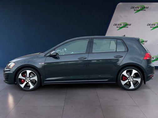 2017 Volkswagen Golf GTI 2.0T S 4-Door