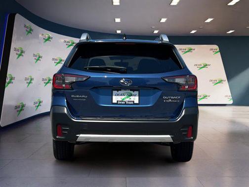 2022 Subaru Outback Touring XT