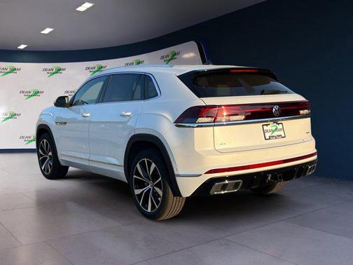 2026 Volkswagen Atlas Cross Sport 2.0T SEL Premium