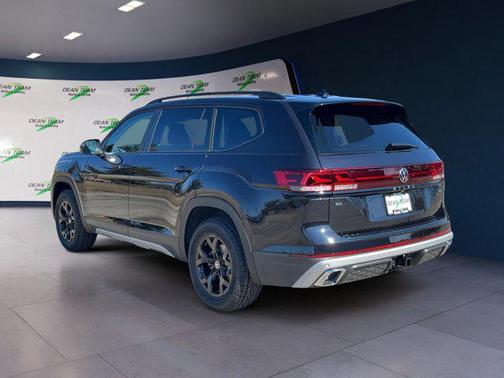 2026 Volkswagen Atlas Peak Edition