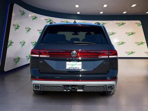 2026 Volkswagen Atlas Peak Edition