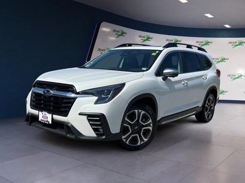 Crystal White Pearl 2023 Subaru Ascent Limited 7-Passenger