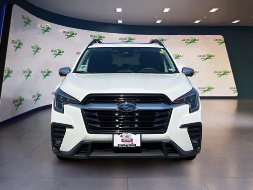 Crystal White Pearl 2023 Subaru Ascent Limited 7-Passenger