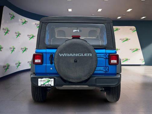 2022 Jeep Wrangler Sport