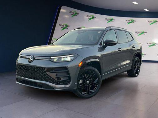 2026 Volkswagen Tiguan 2.0T SE R-Line Black 4MOTION