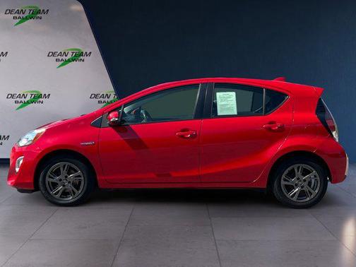 2015 Toyota Prius c One