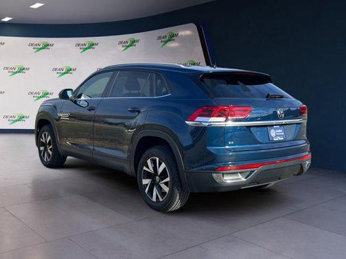 2022 Volkswagen Atlas Cross Sport 2.0T SE