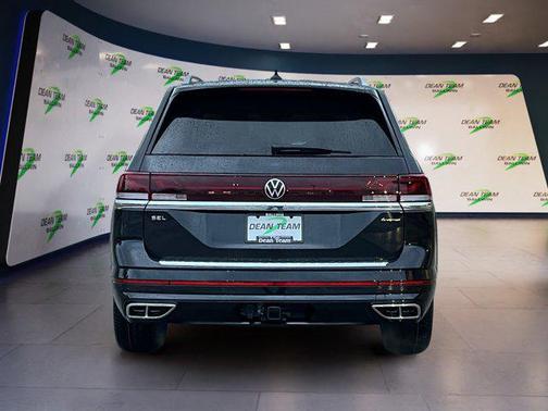 2026 Volkswagen Atlas 2.0T SEL Premium R-Line 4MOTION