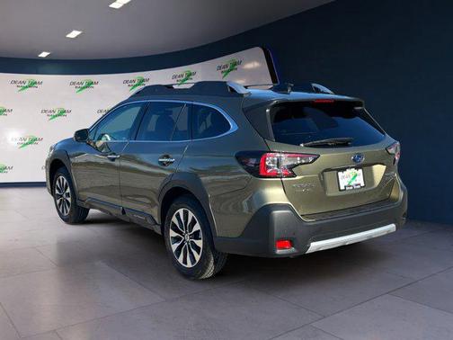 2024 Subaru Outback Touring XT