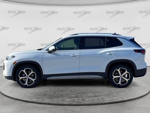 Pure White 2026 Volkswagen Tiguan 2.0T SE