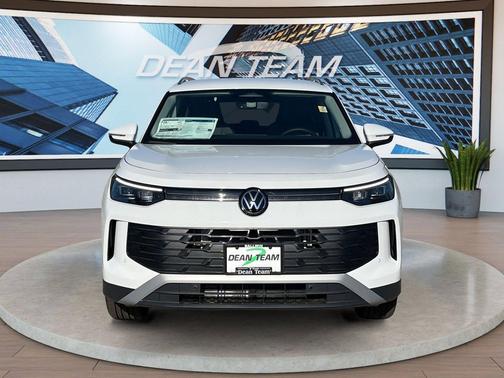Pure White 2026 Volkswagen Tiguan 2.0T SE