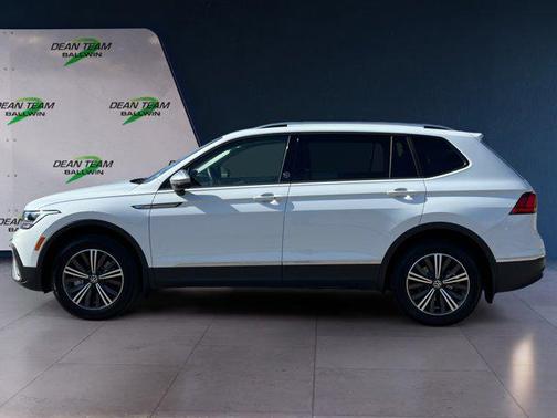 2024 Volkswagen Tiguan 2.0T Wolfsburg Edition