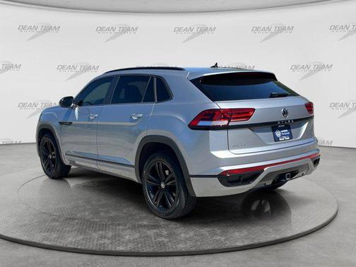 Pyrite Silver Metallic 2023 Volkswagen Atlas Cross Sport