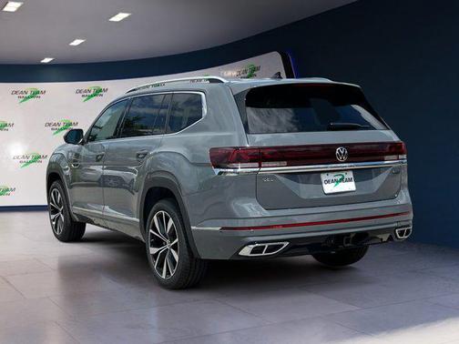 2025 Volkswagen Atlas 2.0T SEL Premium R-Line 4MOTION