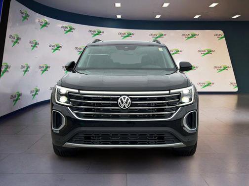 2026 Volkswagen Atlas 2.0T SE w/Technology 4MOTION