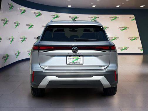 2025 Volkswagen Tiguan 2.0T SE 4MOTION