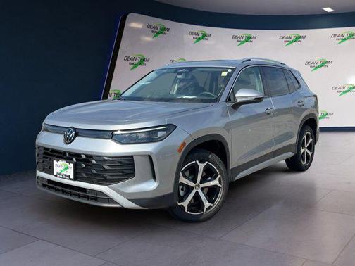2025 Volkswagen Tiguan 2.0T SE 4MOTION