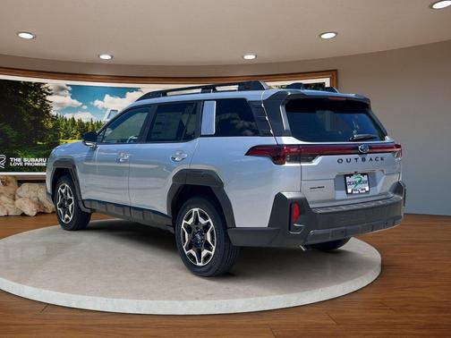 ICE SILVER 2026 Subaru Outback Touring