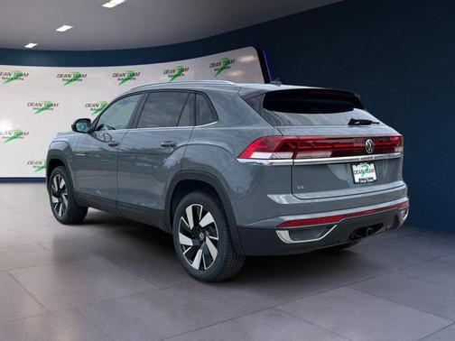 pure gray 2026 Volkswagen Atlas Cross Sport 2.0T SE w/Technology 4MOTION