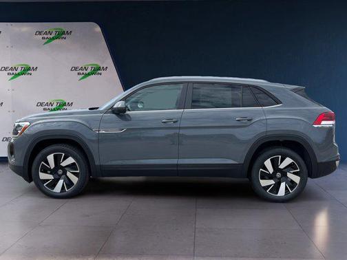 pure gray 2026 Volkswagen Atlas Cross Sport 2.0T SE w/Technology 4MOTION