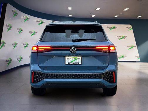 2026 Volkswagen Tiguan 2.0T SE R-Line Black 4MOTION