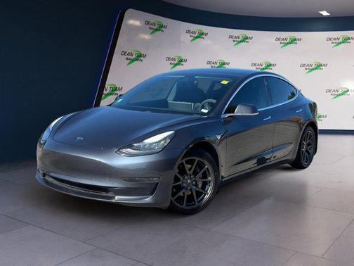 2019 Tesla Model 3 Standard Range