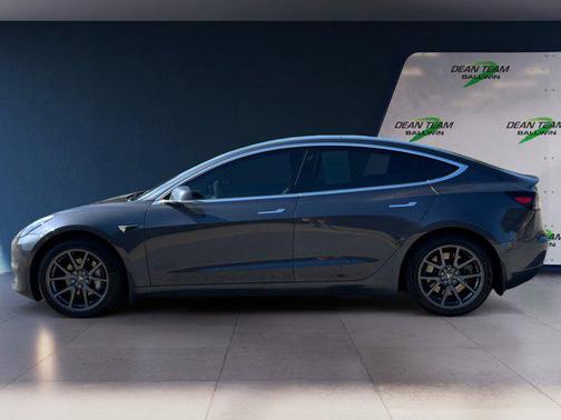 2019 Tesla Model 3 Standard Range