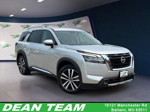 2023 Nissan Pathfinder Platinum 4WD