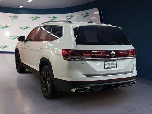 2026 Volkswagen Atlas 2.0T SE w/Technology 4MOTION