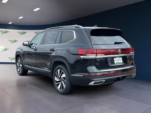 deep black pearl 2026 Volkswagen Atlas 2.0T SEL