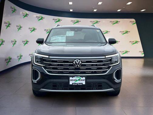 deep black pearl 2026 Volkswagen Atlas 2.0T SEL