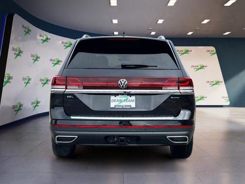 deep black pearl 2026 Volkswagen Atlas 2.0T SEL
