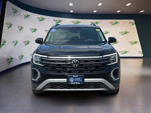 2024 Volkswagen Atlas 2.0T SE w/Technology 4MOTION