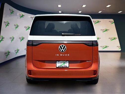 2025 Volkswagen ID. Buzz 1st Edition with 4MOTION