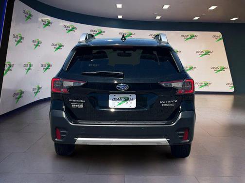 2022 Subaru Outback Touring