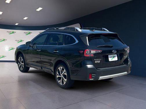 2022 Subaru Outback Touring